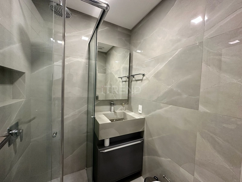 Ampla mansão com 477 m2 privativos beira lago!: 19ª foto da galeria de imagens do imóvel
