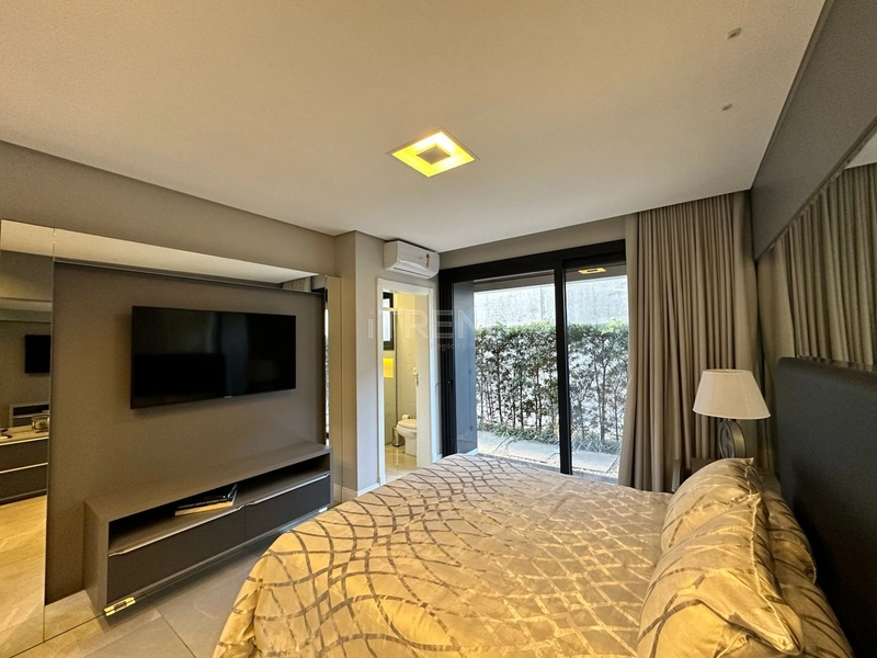 Ampla mansão com 477 m2 privativos beira lago!: 38ª foto da galeria de imagens do imóvel