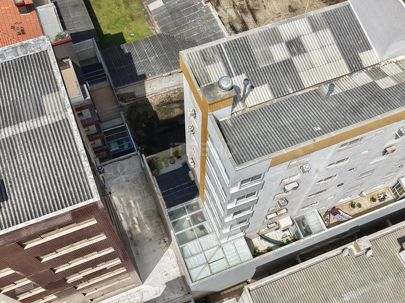 APARTAMENTO À VENDA COM 3 VAGAS E 2 TERRAÇOS ÓTIMOS: 4ª foto da galeria de imagens do imóvel