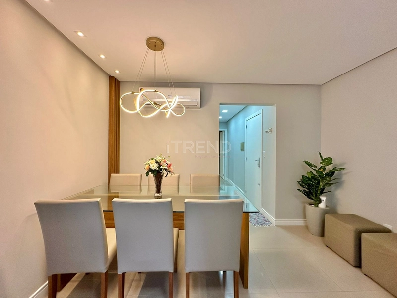APARTAMENTO COM SACADA DE FRENTE !!: 2ª foto da galeria de imagens do imóvel