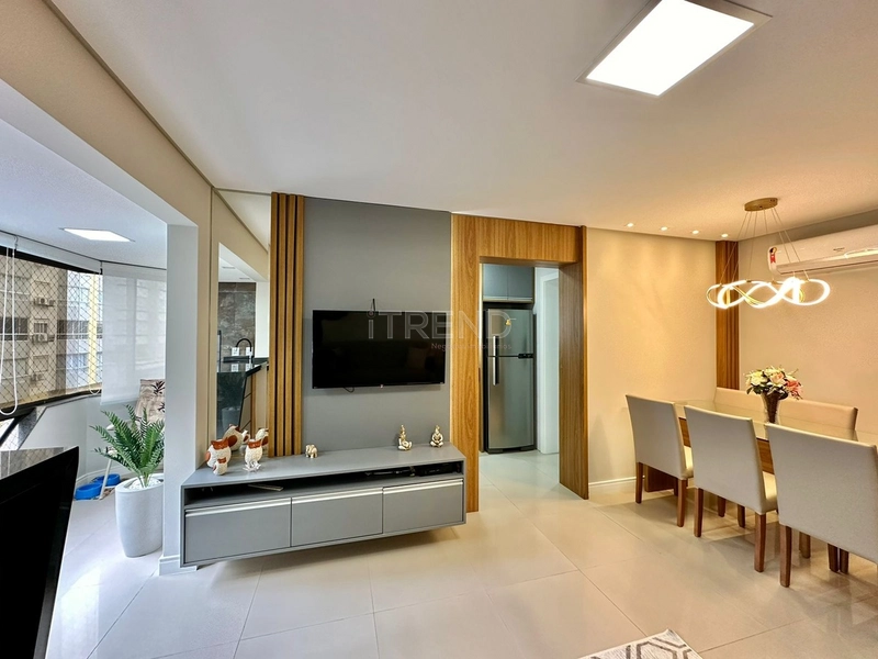 APARTAMENTO COM SACADA DE FRENTE !!: 18ª foto da galeria de imagens do imóvel