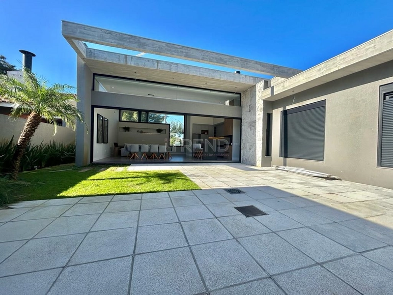 Casa Nova e Moderna - Atlântida: 32ª foto da galeria de imagens do imóvel
