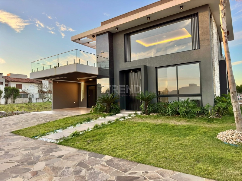 Casa 3 suites mobiliada e decorada com piscina em Capão da Canoa: 3ª foto da galeria de imagens do imóvel