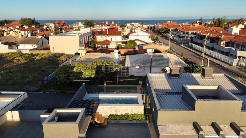 Casa 3 suites mobiliada e decorada com piscina em Capão da Canoa: 14ª foto da galeria de imagens do imóvel