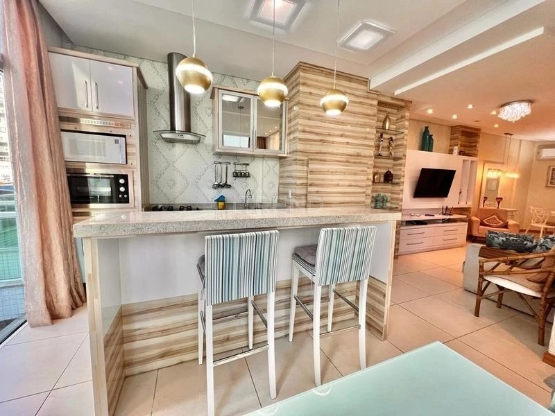 Apartamento mobiliado e decorado com terraço: 25ª foto da galeria de imagens do imóvel