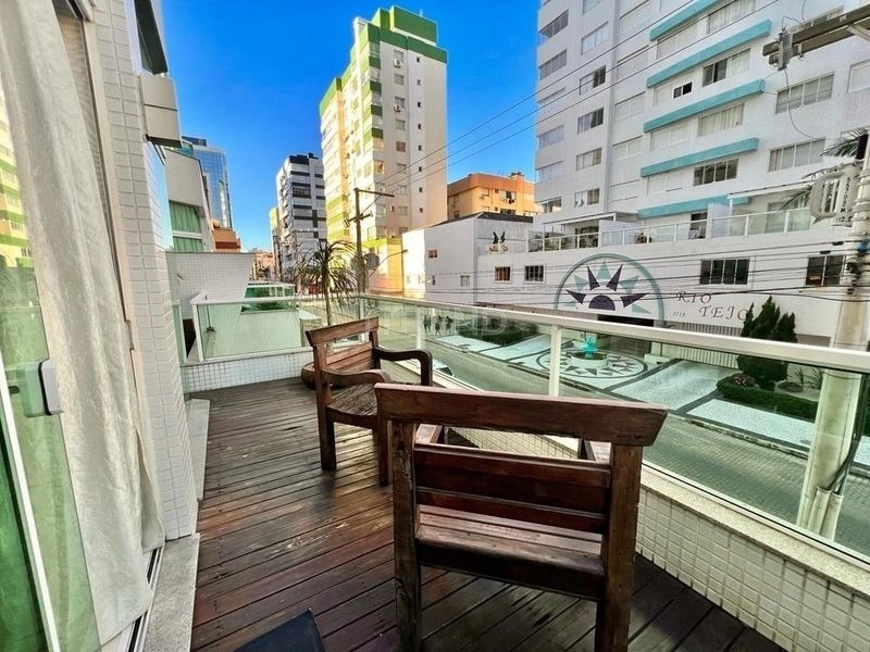 Apartamento mobiliado e decorado com terraço: 4ª foto da galeria de imagens do imóvel