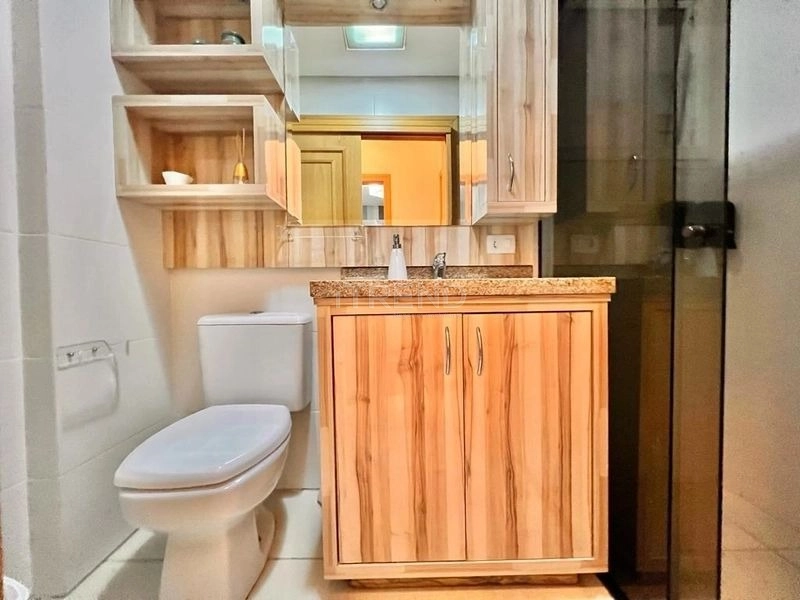 Apartamento mobiliado e decorado com terraço: 14ª foto da galeria de imagens do imóvel