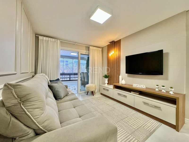 Belíssimo apartamento com sacada de frente: 11ª foto da galeria de imagens do imóvel