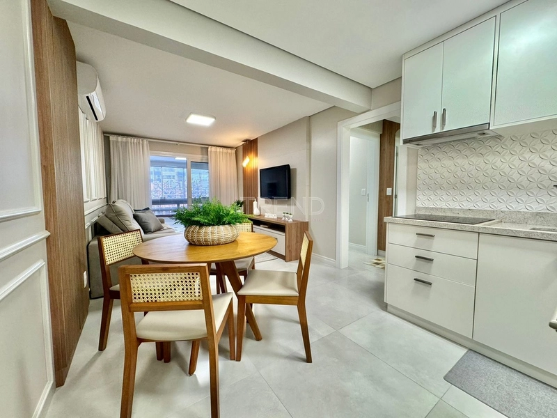 Belíssimo apartamento com sacada de frente: 22ª foto da galeria de imagens do imóvel