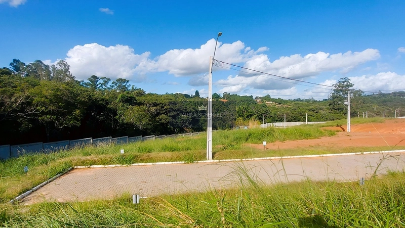 Lote : 3ª foto da galeria de imagens do imóvel