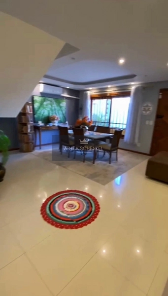 🏡 SOBRADO DE ALTO PADRÃO À VENDA – PORTO VERDE | ALVORADA: 4ª foto da galeria de imagens do imóvel