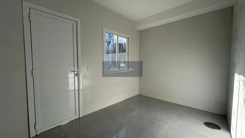 Sobrado 2 dormitórios, próximo ao Hospital de Alvorada.: 6ª foto da galeria de imagens do imóvel