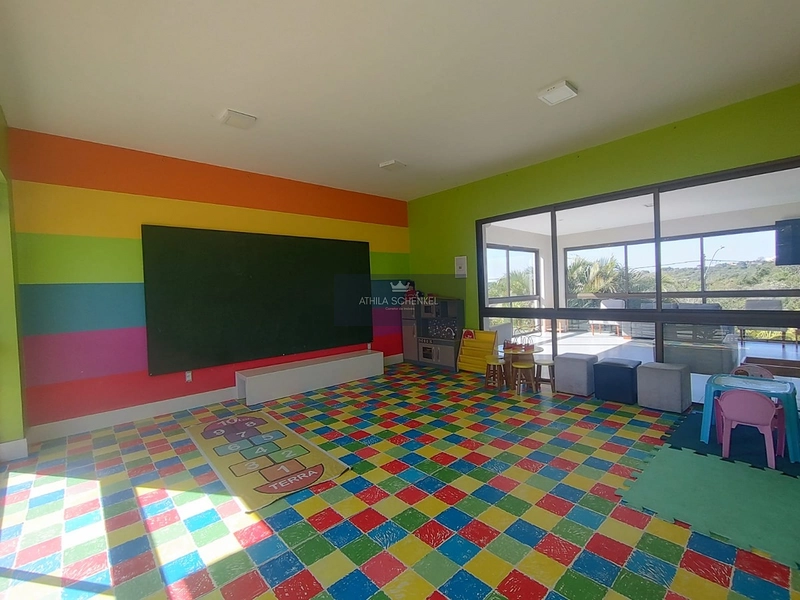 Terreno com 171m² em Porto Alegre: 5ª foto da galeria de imagens do imóvel