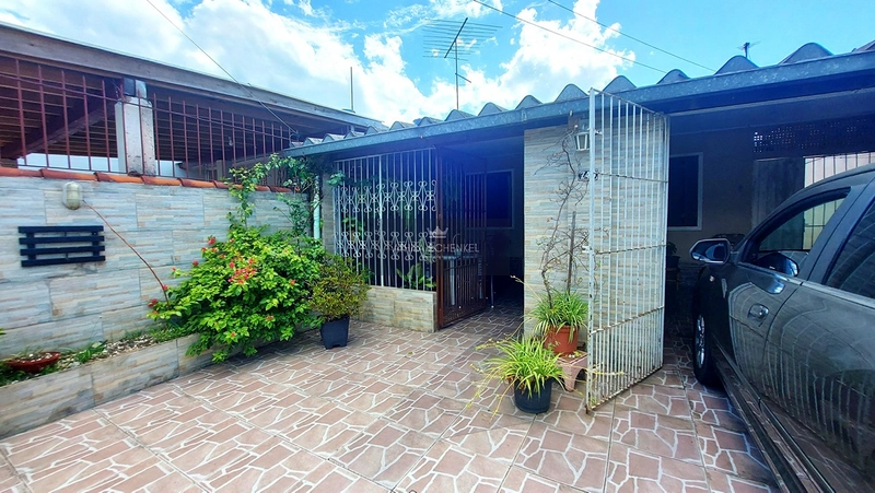 Casa 3 dormitórios com localização privilegiada no Jardim Algarve em Alvorada.: 2ª foto da galeria de imagens do imóvel