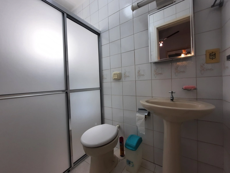 ENCANTADOR APARTAMENTO NA PRAIA CAPÃO NOVO: 13ª foto da galeria de imagens do imóvel