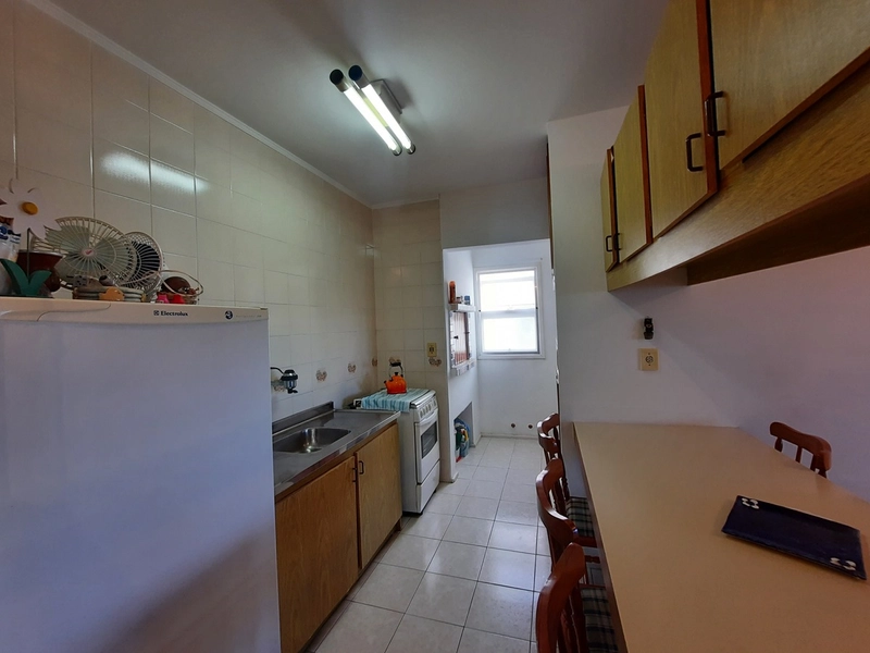 ENCANTADOR APARTAMENTO NA PRAIA CAPÃO NOVO: 7ª foto da galeria de imagens do imóvel