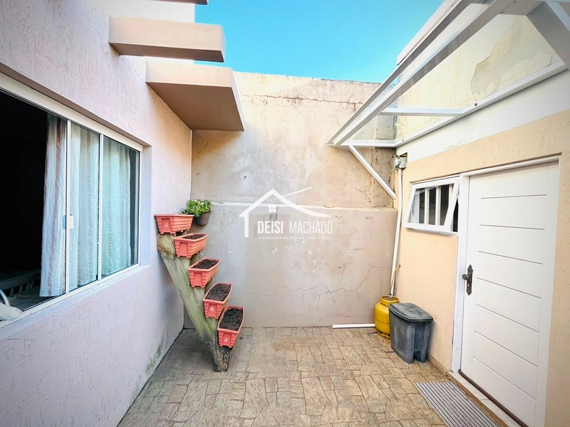 CASA EM CAPÃO NOVO : 31ª foto da galeria de imagens do imóvel