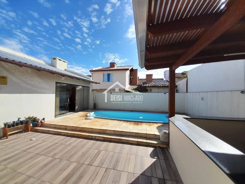 Aconchegante casa com piscina à venda na praia Capão Novo: 16ª foto da galeria de imagens do imóvel
