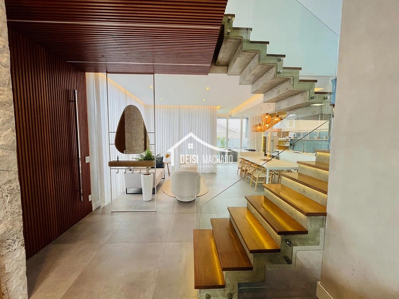  Casa de Alto Padrão à Venda em Capão Novo Village | Próxima à Beira-Mar: 6ª foto da galeria de imagens do imóvel