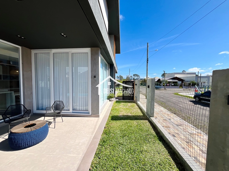  Casa de Alto Padrão à Venda em Capão Novo Village | Próxima à Beira-Mar: 23ª foto da galeria de imagens do imóvel