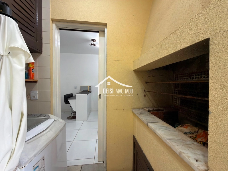 Sobrado à venda em condomínio com piscina em Capão Novo | Apenas R$ 350.000: 12ª foto da galeria de imagens do imóvel