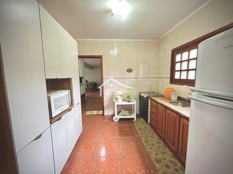 Casa térrea de esquina a 1 quadra do mar na praia Capão Novo - RS.: 11ª foto da galeria de imagens do imóvel