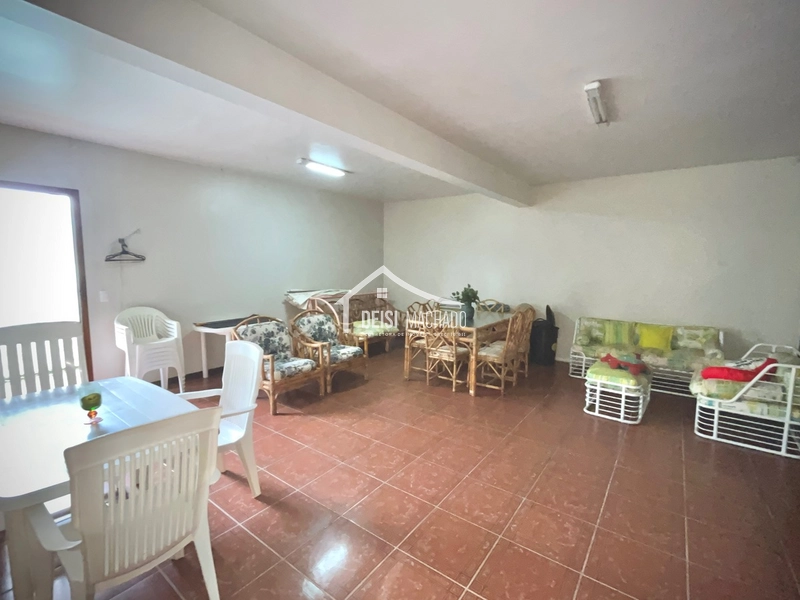 Casa térrea de esquina a 1 quadra do mar na praia Capão Novo - RS.: 9ª foto da galeria de imagens do imóvel