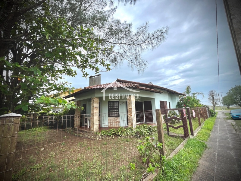Casa térrea de esquina a 1 quadra do mar na praia Capão Novo - RS.: 33ª foto da galeria de imagens do imóvel