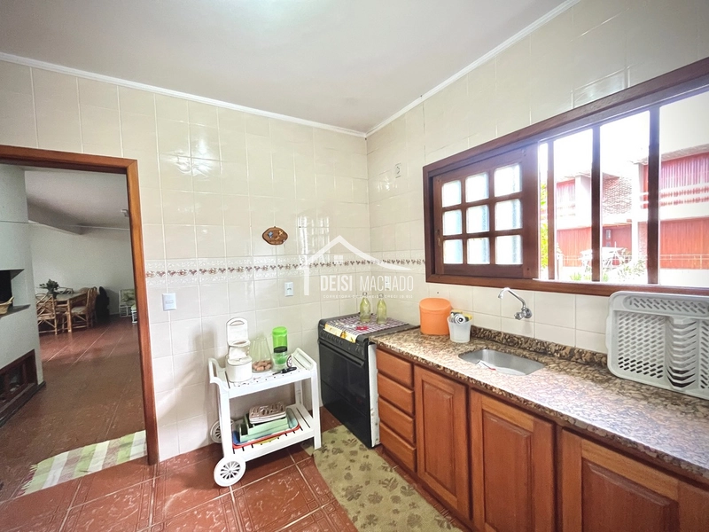 Casa térrea de esquina a 1 quadra do mar na praia Capão Novo - RS.: 17ª foto da galeria de imagens do imóvel