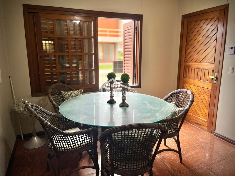 Casa térrea de esquina a 1 quadra do mar na praia Capão Novo - RS.: 10ª foto da galeria de imagens do imóvel