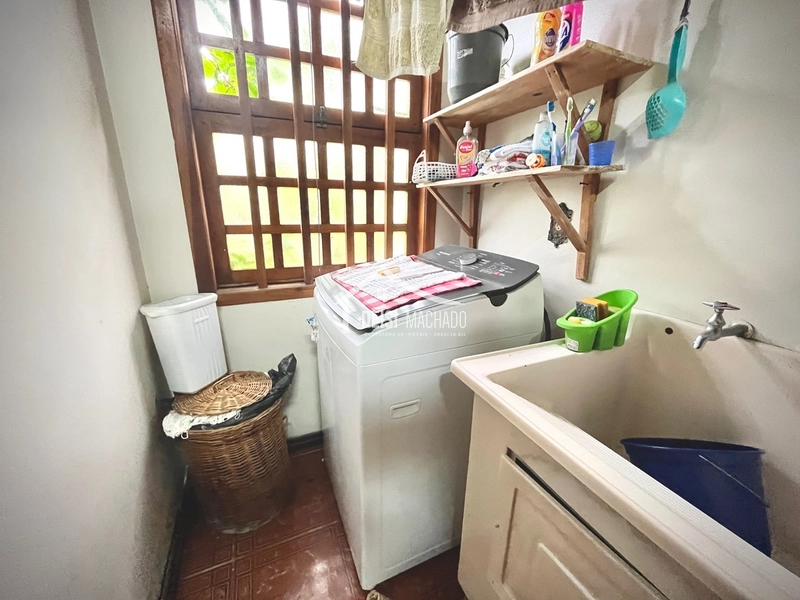 Casa térrea de esquina a 1 quadra do mar na praia Capão Novo - RS.: 25ª foto da galeria de imagens do imóvel