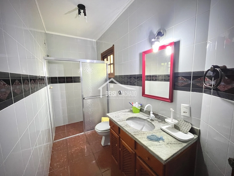 Casa térrea de esquina a 1 quadra do mar na praia Capão Novo - RS.: 8ª foto da galeria de imagens do imóvel