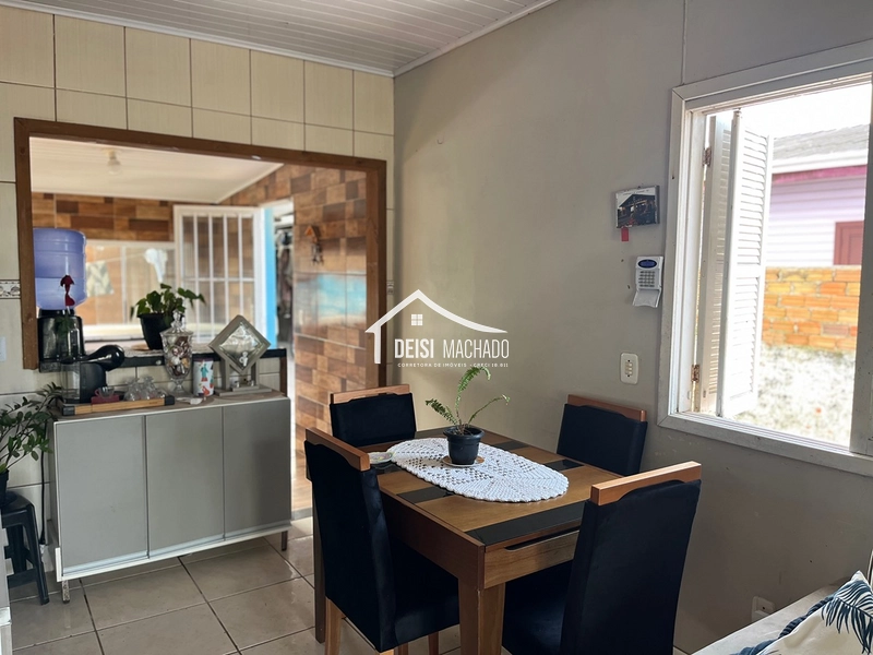 Casa Semi-Mobiliada com Amplo Anexo a Apenas 250 Metros do Mar!: 13ª foto da galeria de imagens do imóvel