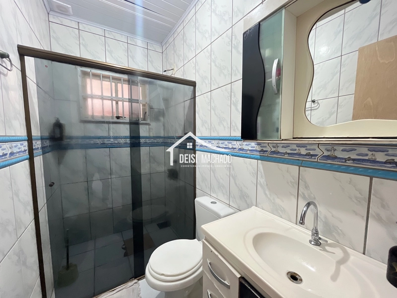 Casa Semi-Mobiliada com Amplo Anexo a Apenas 250 Metros do Mar!: 19ª foto da galeria de imagens do imóvel