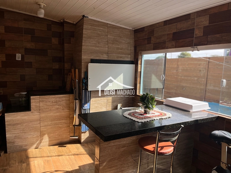 Casa Semi-Mobiliada com Amplo Anexo a Apenas 250 Metros do Mar!: 21ª foto da galeria de imagens do imóvel