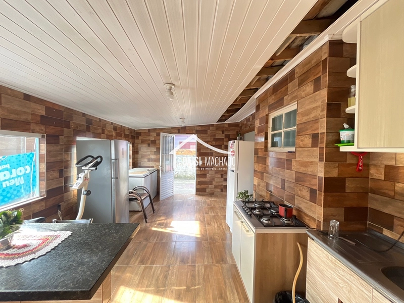 Casa Semi-Mobiliada com Amplo Anexo a Apenas 250 Metros do Mar!: 10ª foto da galeria de imagens do imóvel