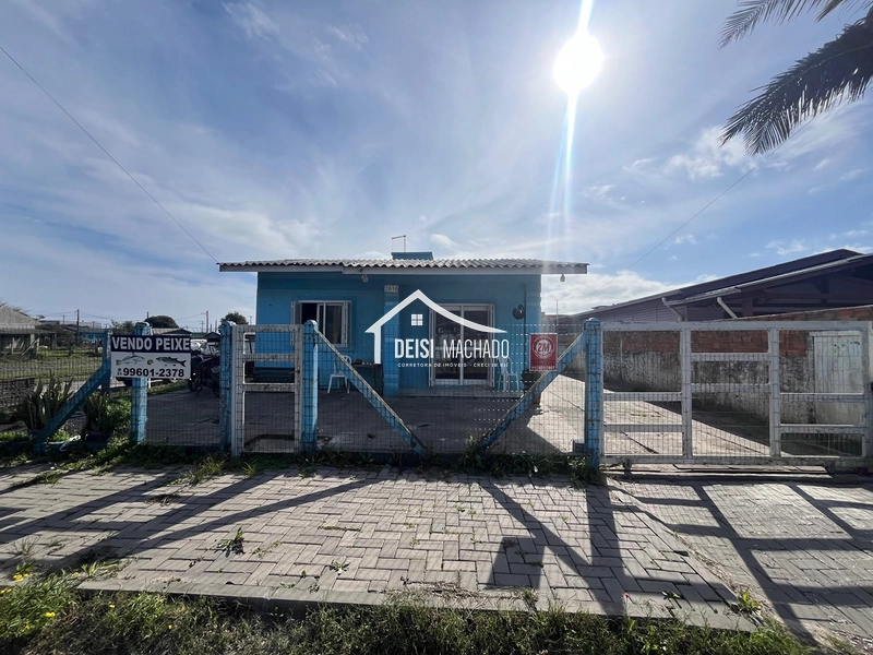 Casa Semi-Mobiliada com Amplo Anexo a Apenas 250 Metros do Mar!: 24ª foto da galeria de imagens do imóvel
