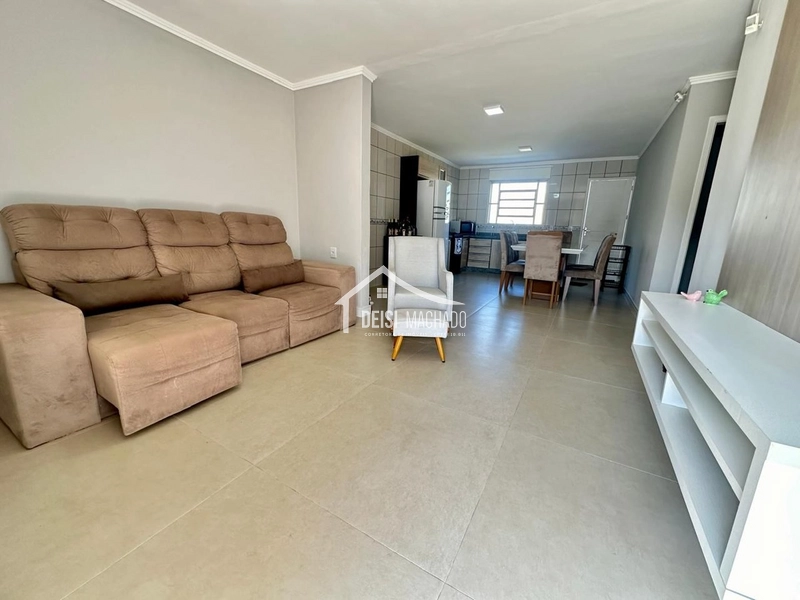 LINDA CASA DE DOIS DORMITÓRIOS EM REGIÃO DE MORADORES EM CAPÃO NOVO: 14ª foto da galeria de imagens do imóvel