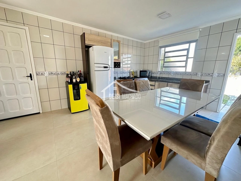 LINDA CASA DE DOIS DORMITÓRIOS EM REGIÃO DE MORADORES EM CAPÃO NOVO: 7ª foto da galeria de imagens do imóvel