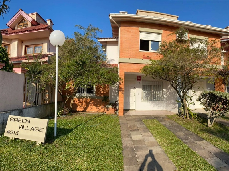 Sobrado com 2 vagas de garagem: 1ª foto da galeria de imagens do imóvel