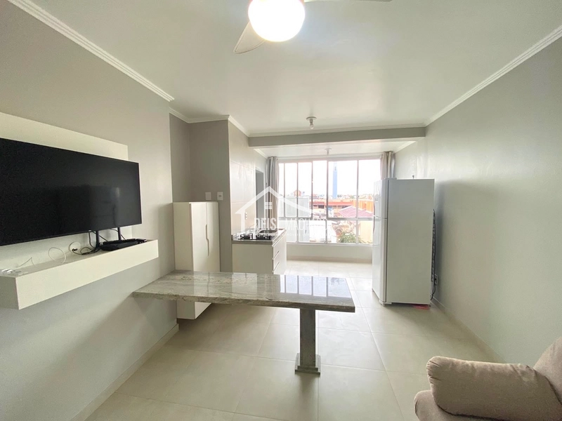 Apartamento JK totalmente reformado e pronto pra morar em Capão Novo: 2ª foto da galeria de imagens do imóvel