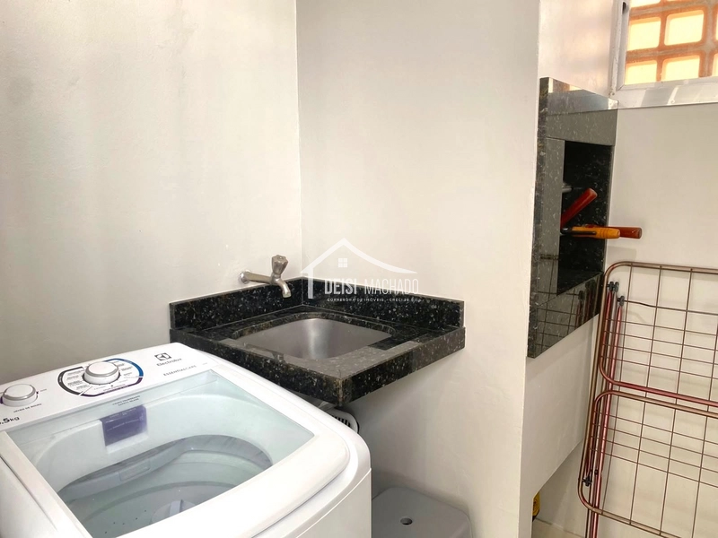 Apartamento JK totalmente reformado e pronto pra morar em Capão Novo: 9ª foto da galeria de imagens do imóvel