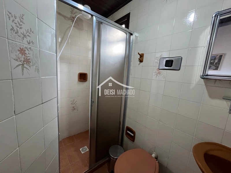 Apartamento duplex à venda em Capão Novo: 2ª foto da galeria de imagens do imóvel