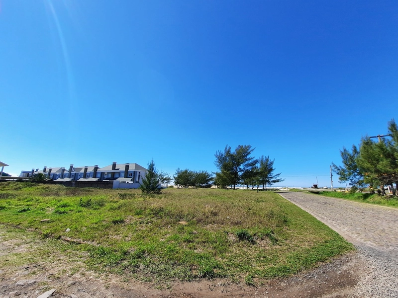 ÁREA  com 1.200m²  a beira-mar na PRAIA CAPÃO NOVO: 8ª foto da galeria de imagens do imóvel