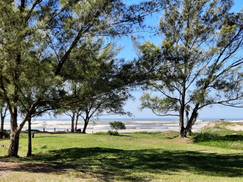 ÁREA  com 1.200m²  a beira-mar na PRAIA CAPÃO NOVO: 5ª foto da galeria de imagens do imóvel