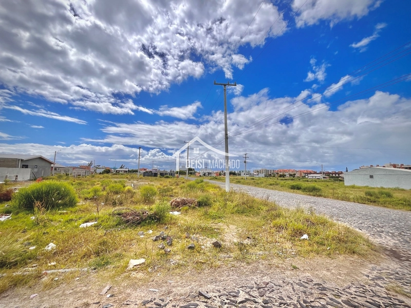 Terreno a venda na praia Capão Novo: 1ª foto da galeria de imagens do imóvel