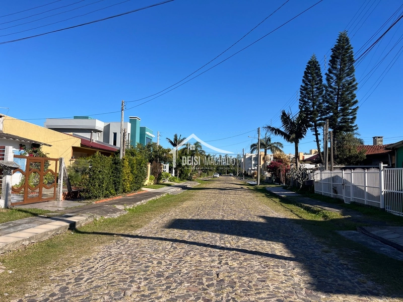 EXCLUSIVIDADE DEISI MACHADO: LINDO SOBRADO A VENDA NA PRAIA CAPÃO NOVO: 16ª foto da galeria de imagens do imóvel