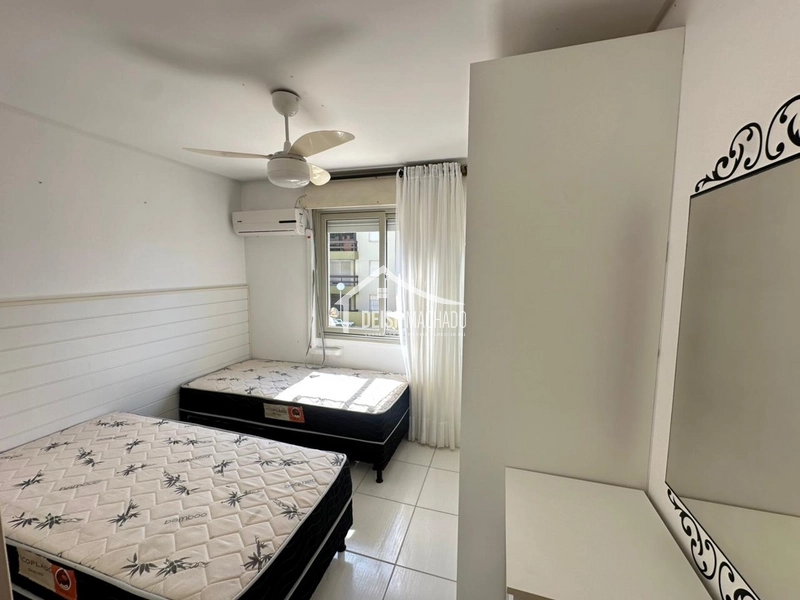 Apartamento  com 3 dormitórios quase beira-mar: 6ª foto da galeria de imagens do imóvel