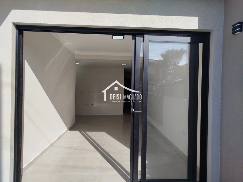 Excelente casa geminada em Capão Novo!: 3ª foto da galeria de imagens do imóvel