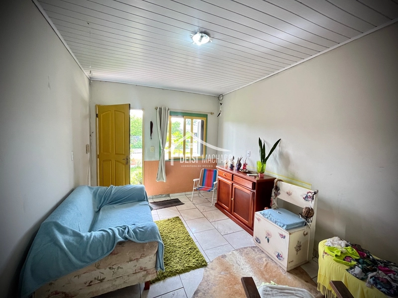 Ótima casa com 02 dormitórios em região de moradores.: 1ª foto da galeria de imagens do imóvel